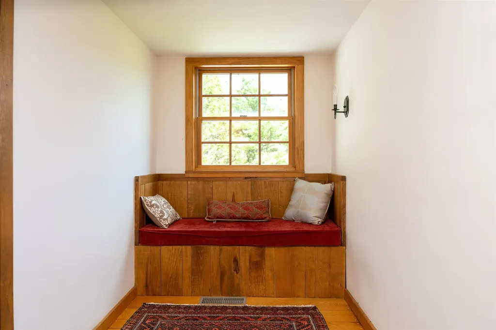 57 Darling Lane Barnet VT 05821