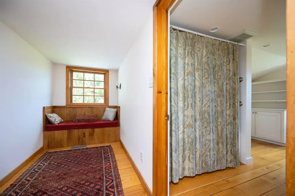 57 Darling Lane Barnet VT 05821
