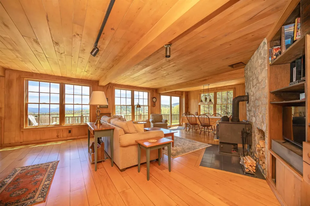 57 Darling Lane Barnet VT 05821