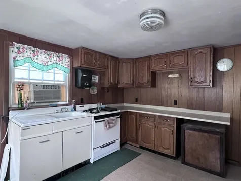 1 Spring Street Hillsborough NH 03244