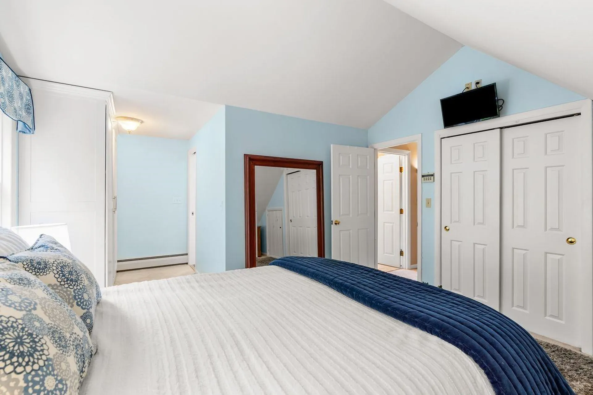 46 Pinecrest Drive Bedford NH 03110