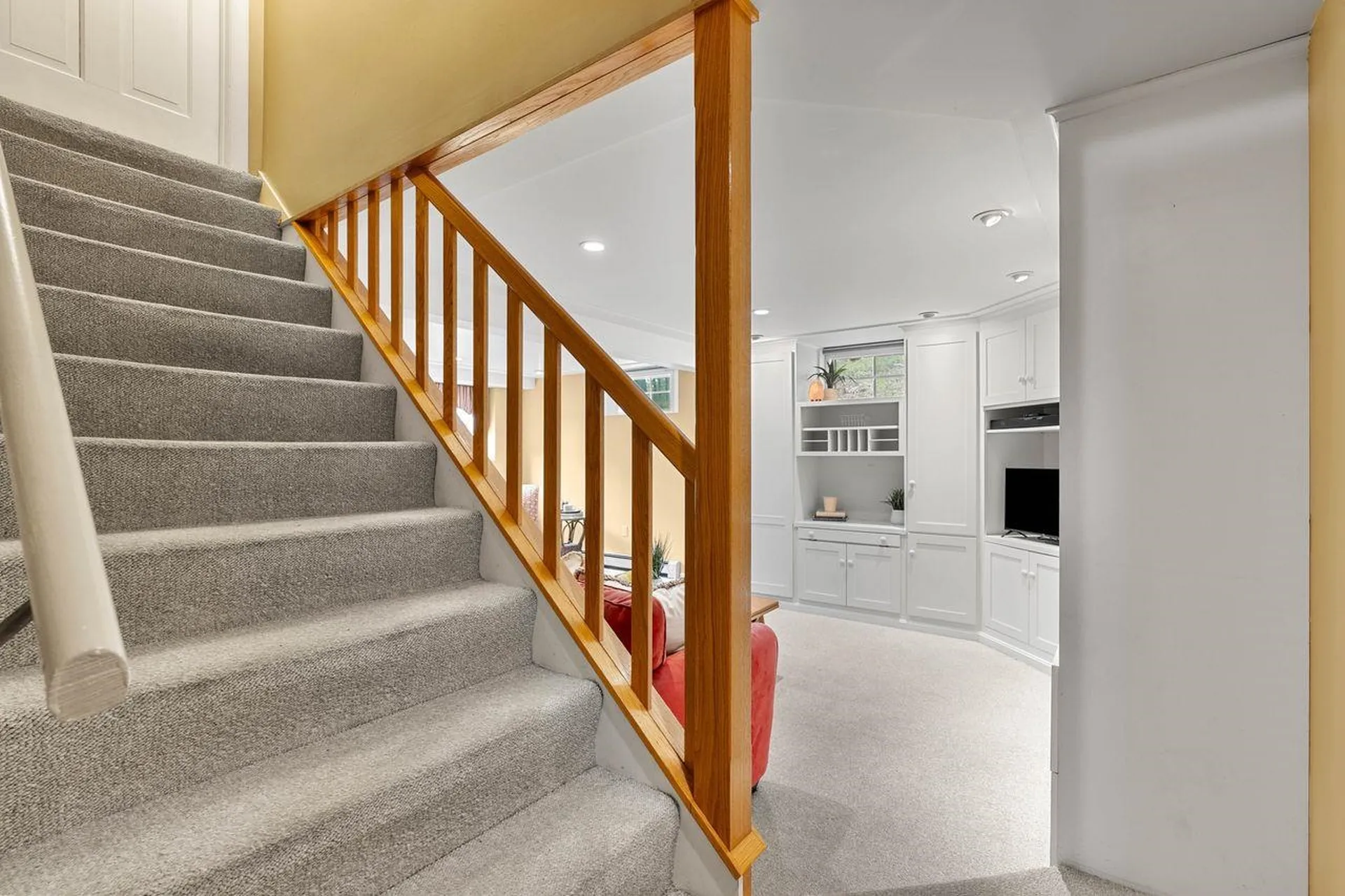46 Pinecrest Drive Bedford NH 03110