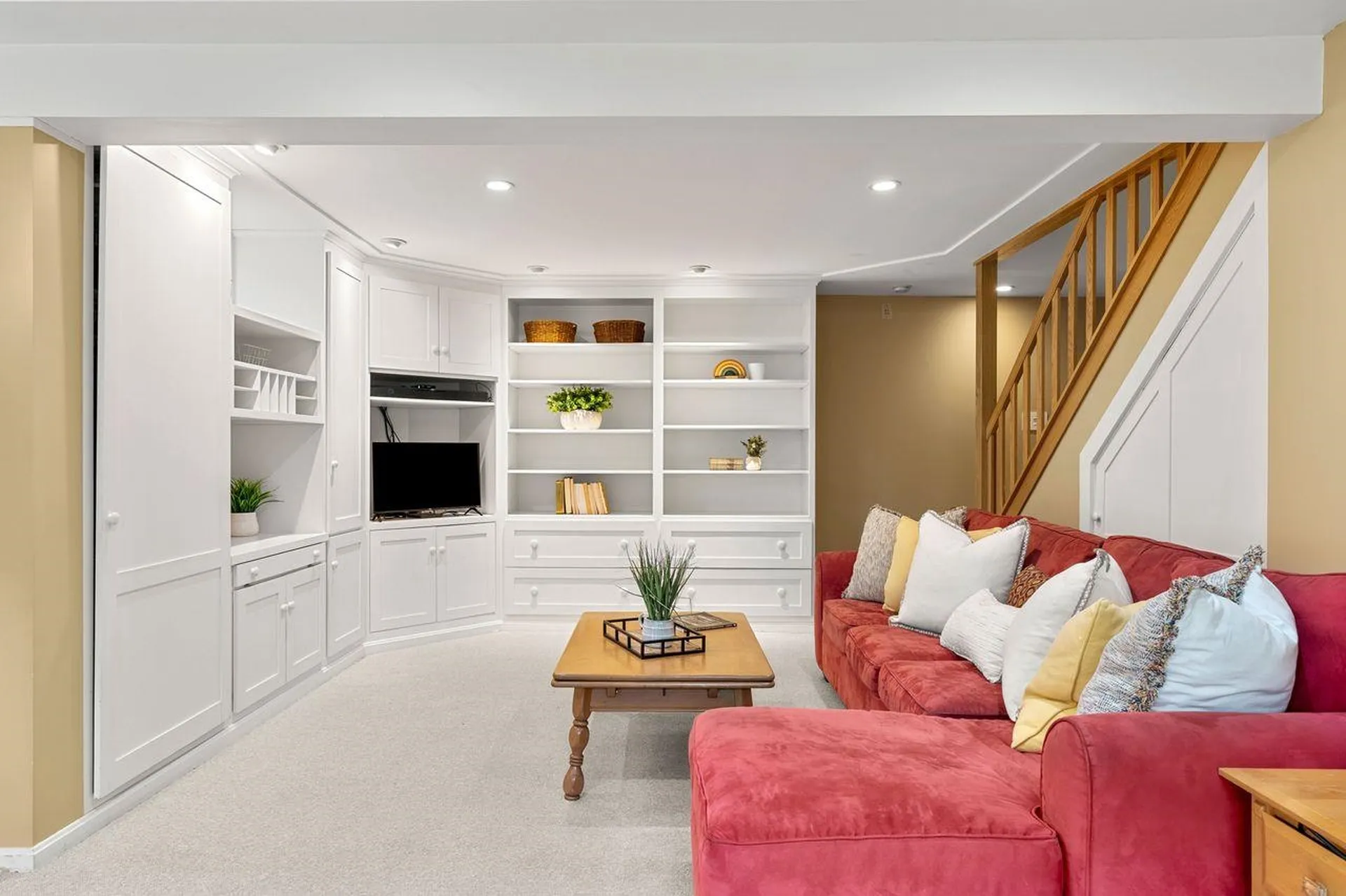 46 Pinecrest Drive Bedford NH 03110