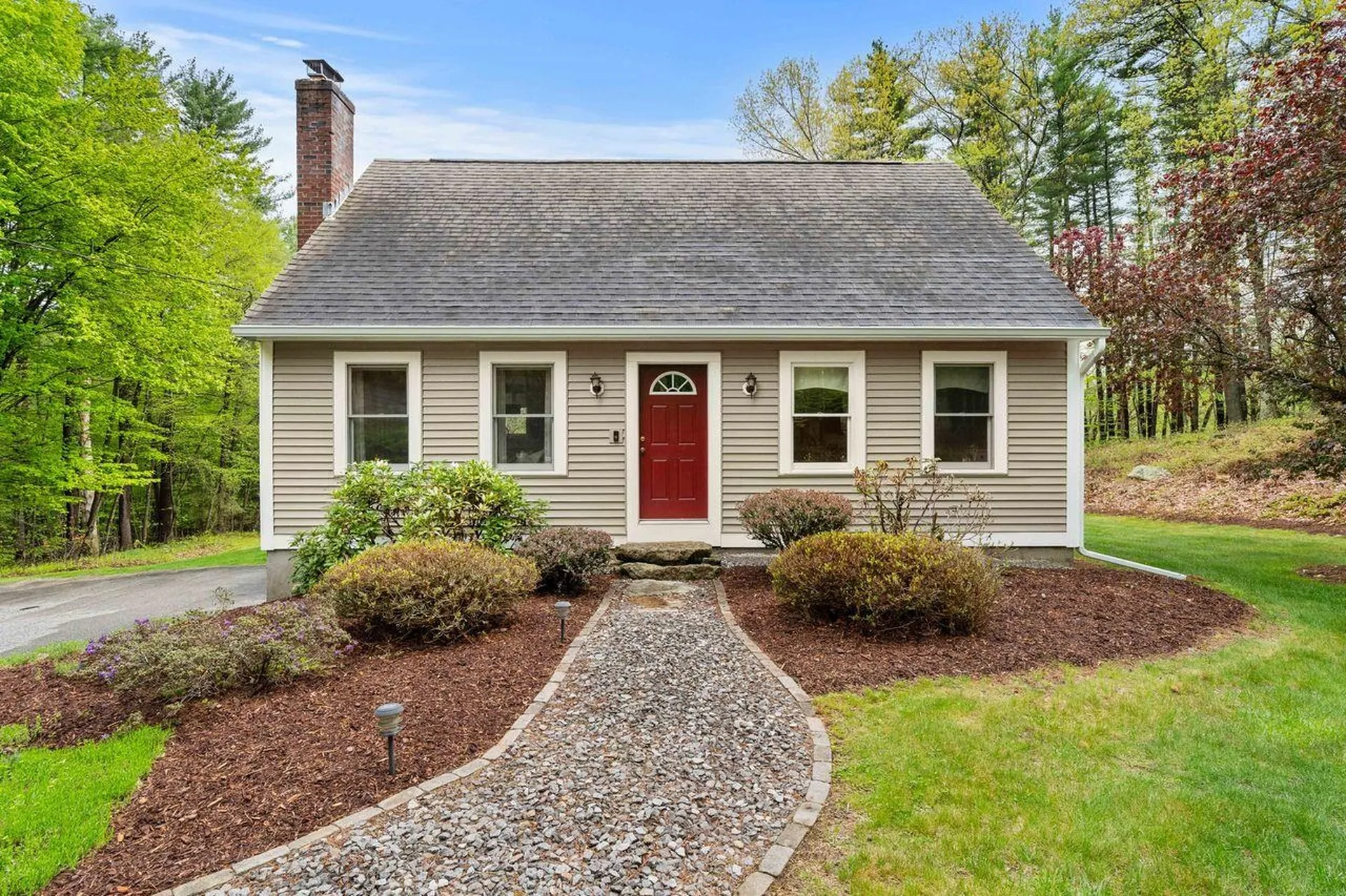 46 Pinecrest Drive Bedford NH 03110