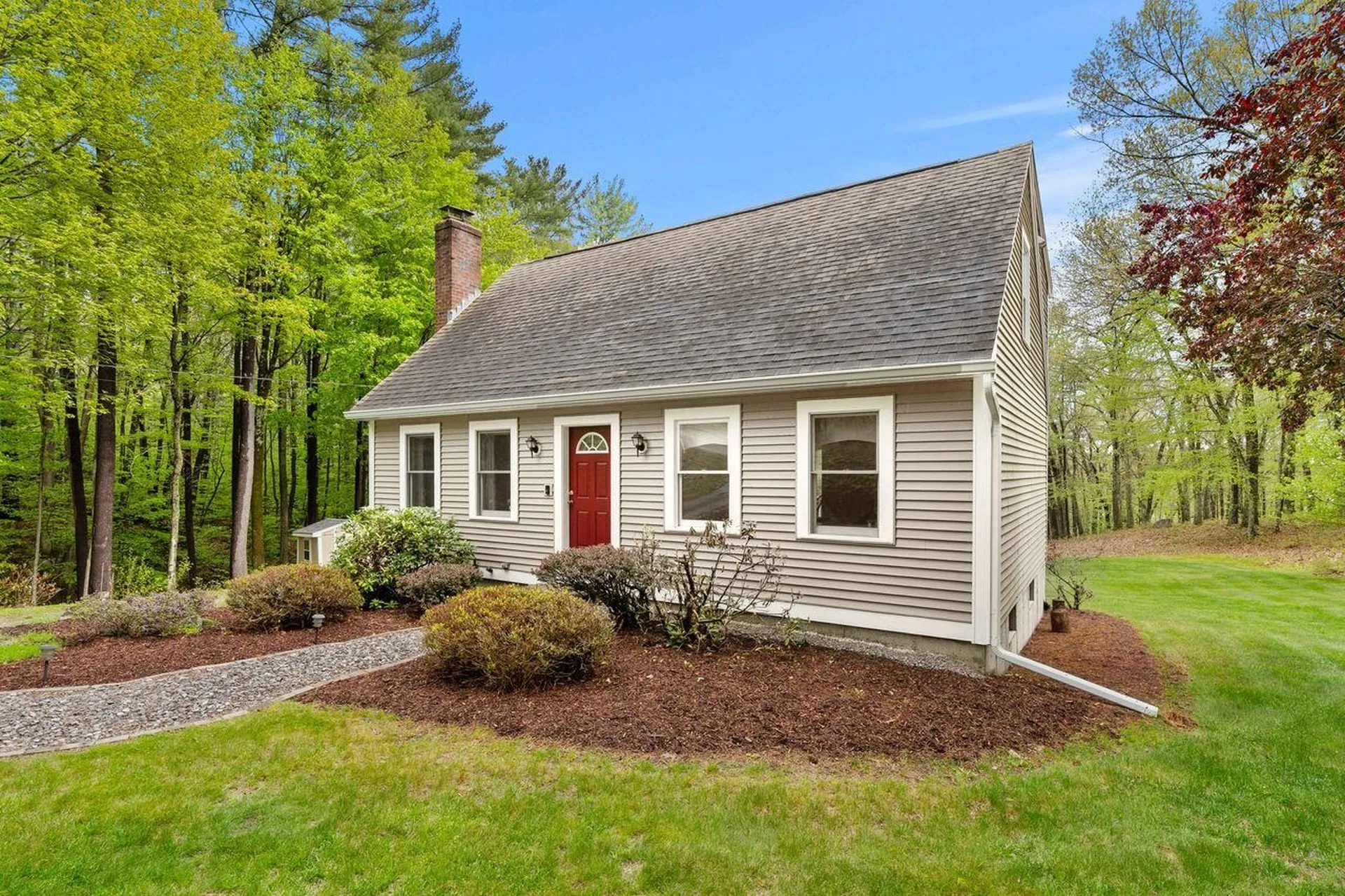 46 Pinecrest Drive Bedford NH 03110