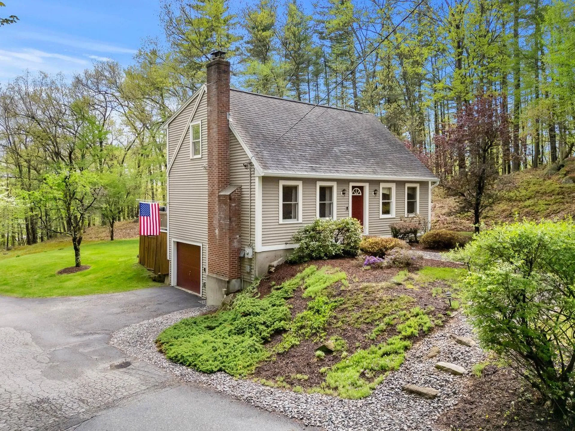 46 Pinecrest Drive Bedford NH 03110