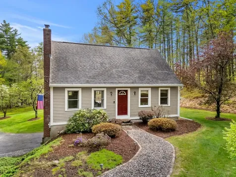46 Pinecrest Drive Bedford NH 03110