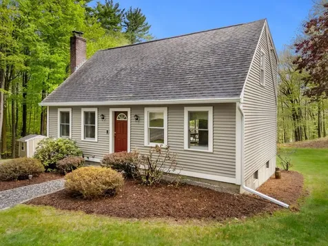 46 Pinecrest Drive Bedford NH 03110