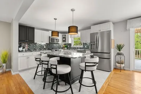 46 Pinecrest Drive Bedford NH 03110