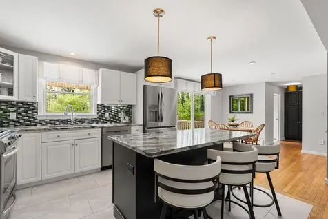 46 Pinecrest Drive Bedford NH 03110