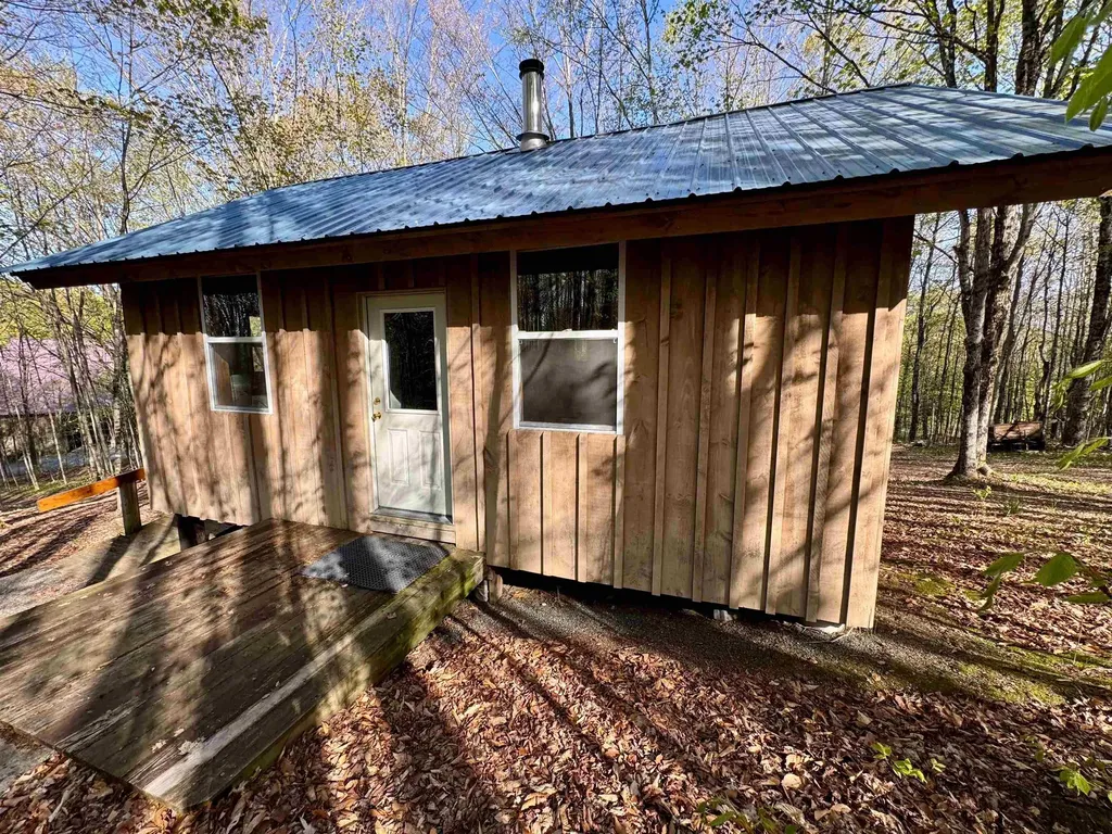 817 Topsham Road Newbury VT 05051