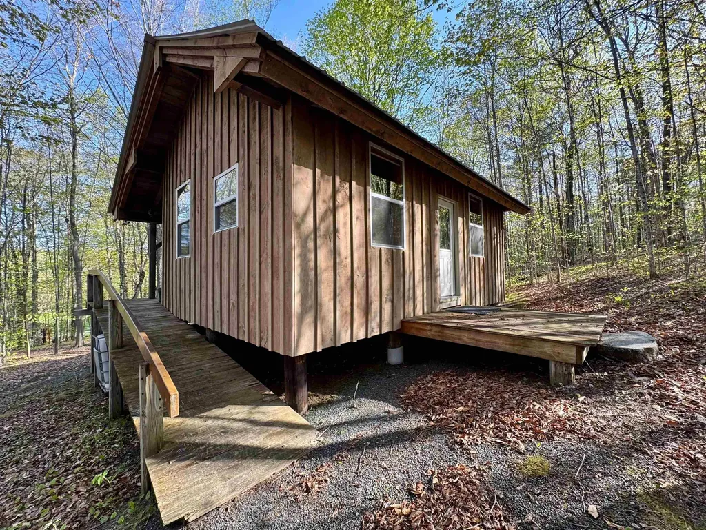 817 Topsham Road Newbury VT 05051