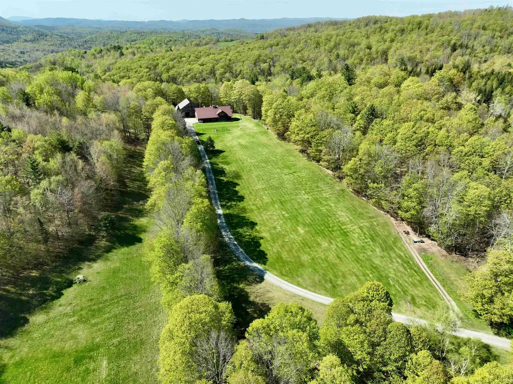 817 Topsham Road Newbury VT 05051