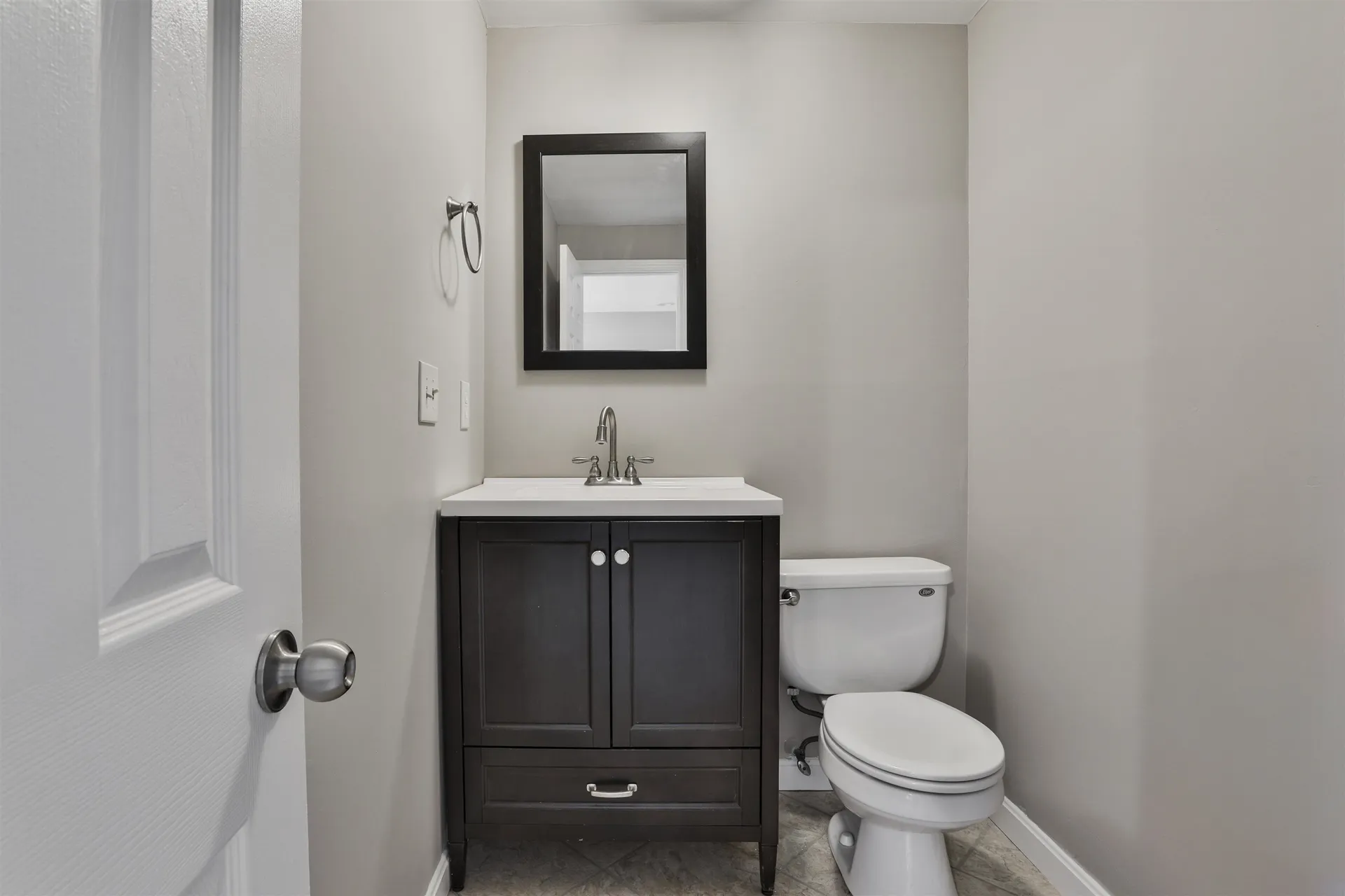 37 Cannongate Iii Road Nashua NH 03063