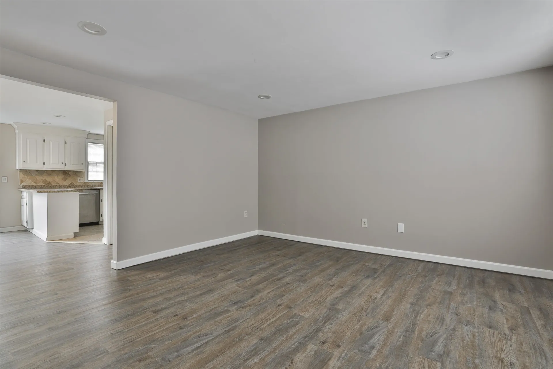 37 Cannongate Iii Road Nashua NH 03063