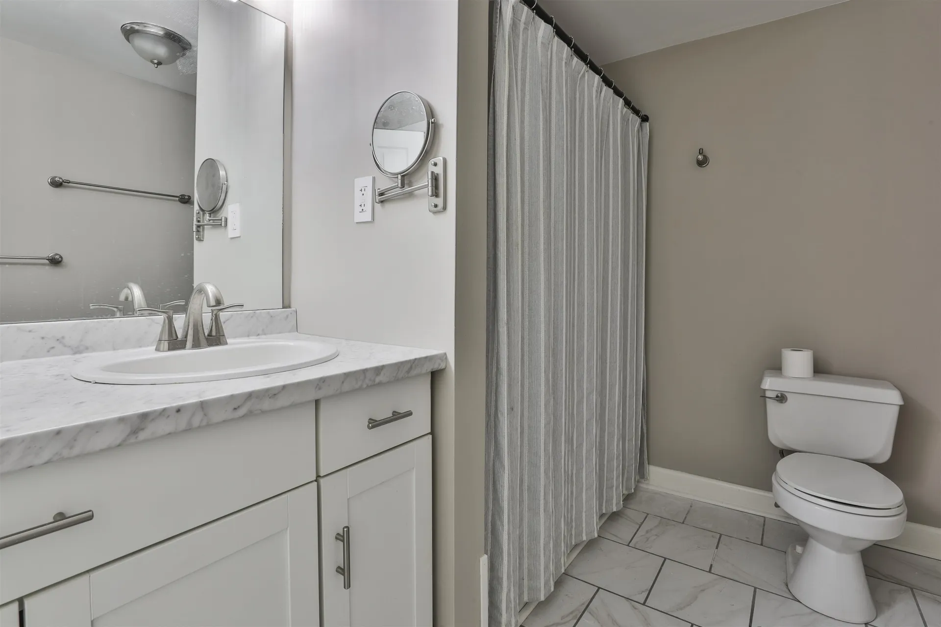 37 Cannongate Iii Road Nashua NH 03063