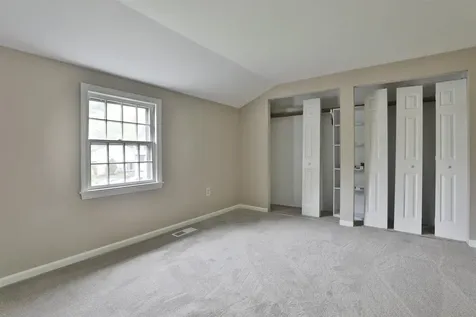 37 Cannongate Iii Road Nashua NH 03063