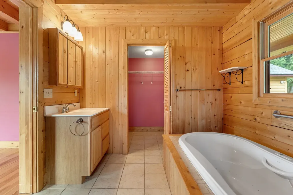 176 Woodward Road Fairfax VT 05454