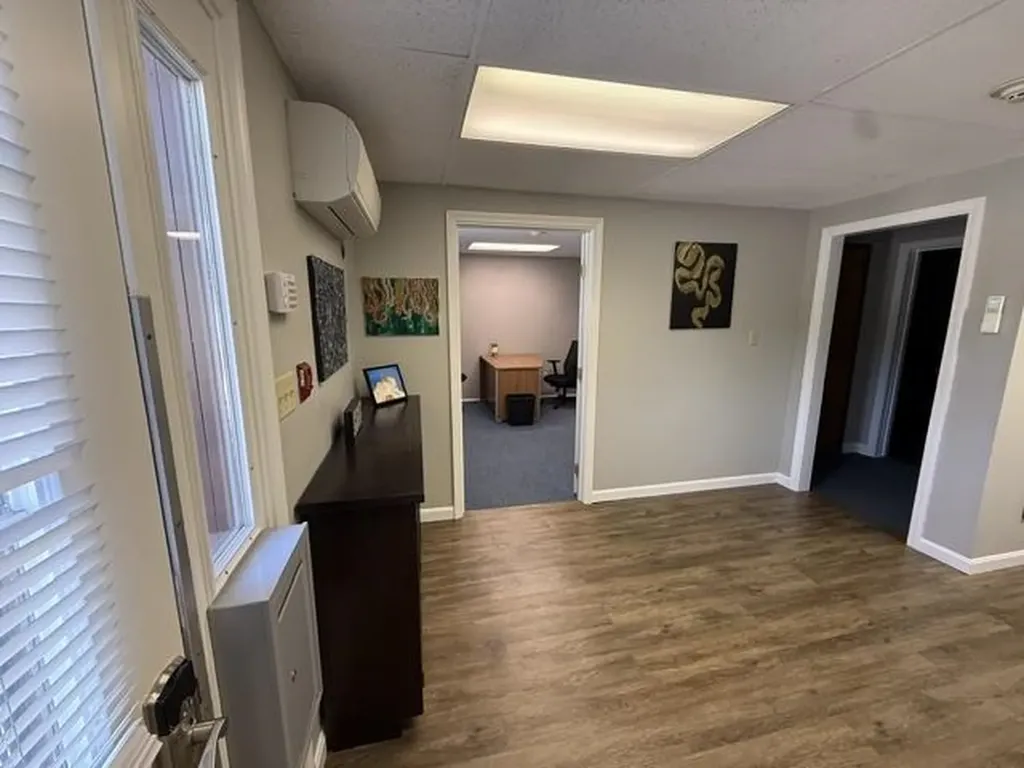 16 Kingston Road Exeter NH 03833