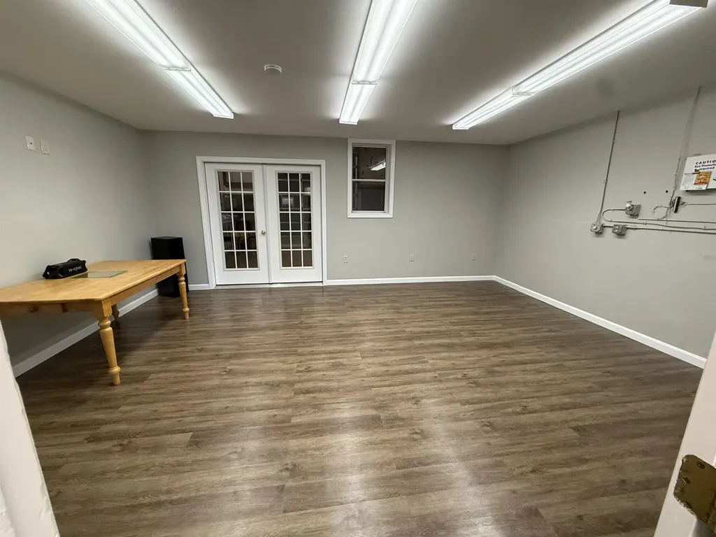 16 Kingston Road Exeter NH 03833