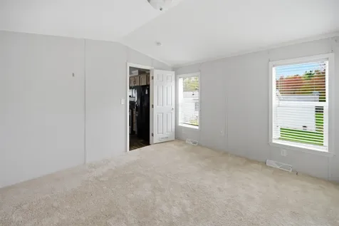 4 Roby Lane Lee NH 03861