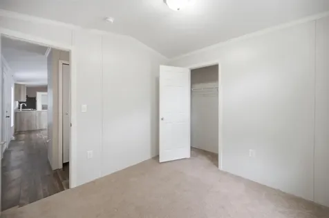 4 Roby Lane Lee NH 03861