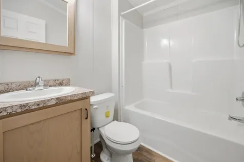 4 Roby Lane Lee NH 03861
