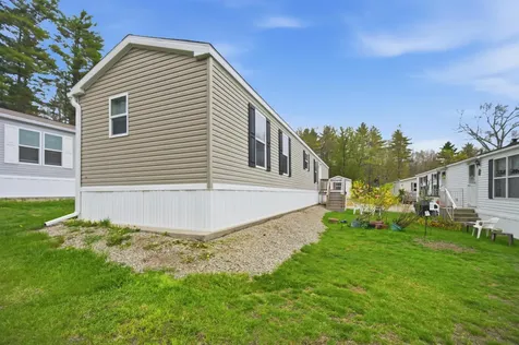 4 Roby Lane Lee NH 03861