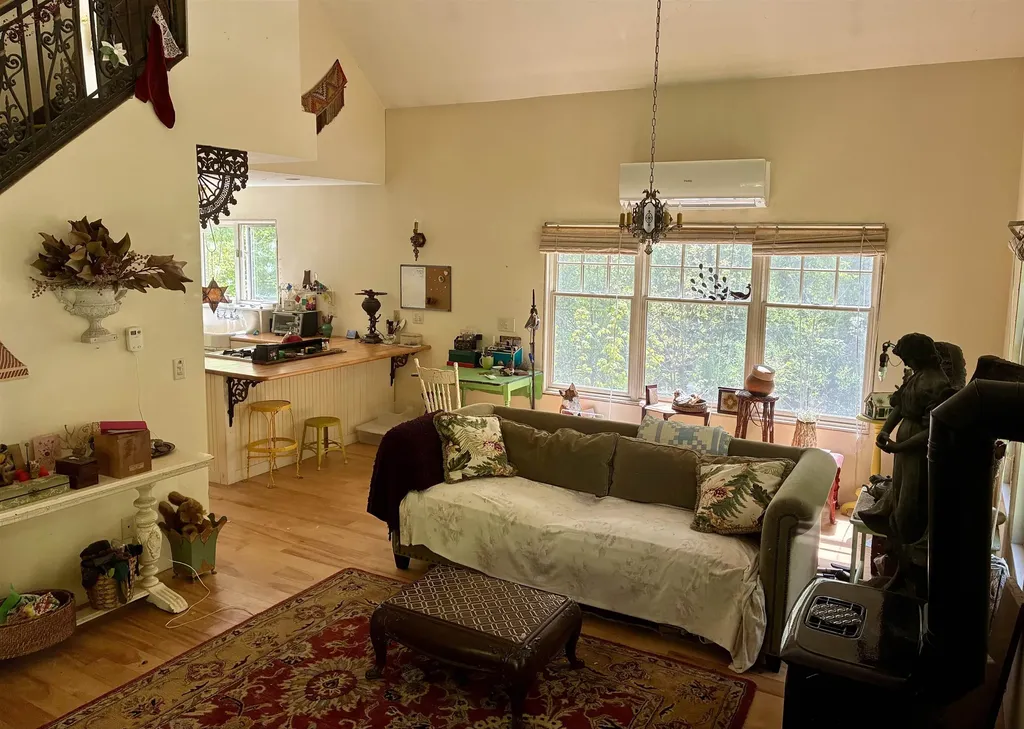 114 Maple Street Duxbury VT 05676-8994