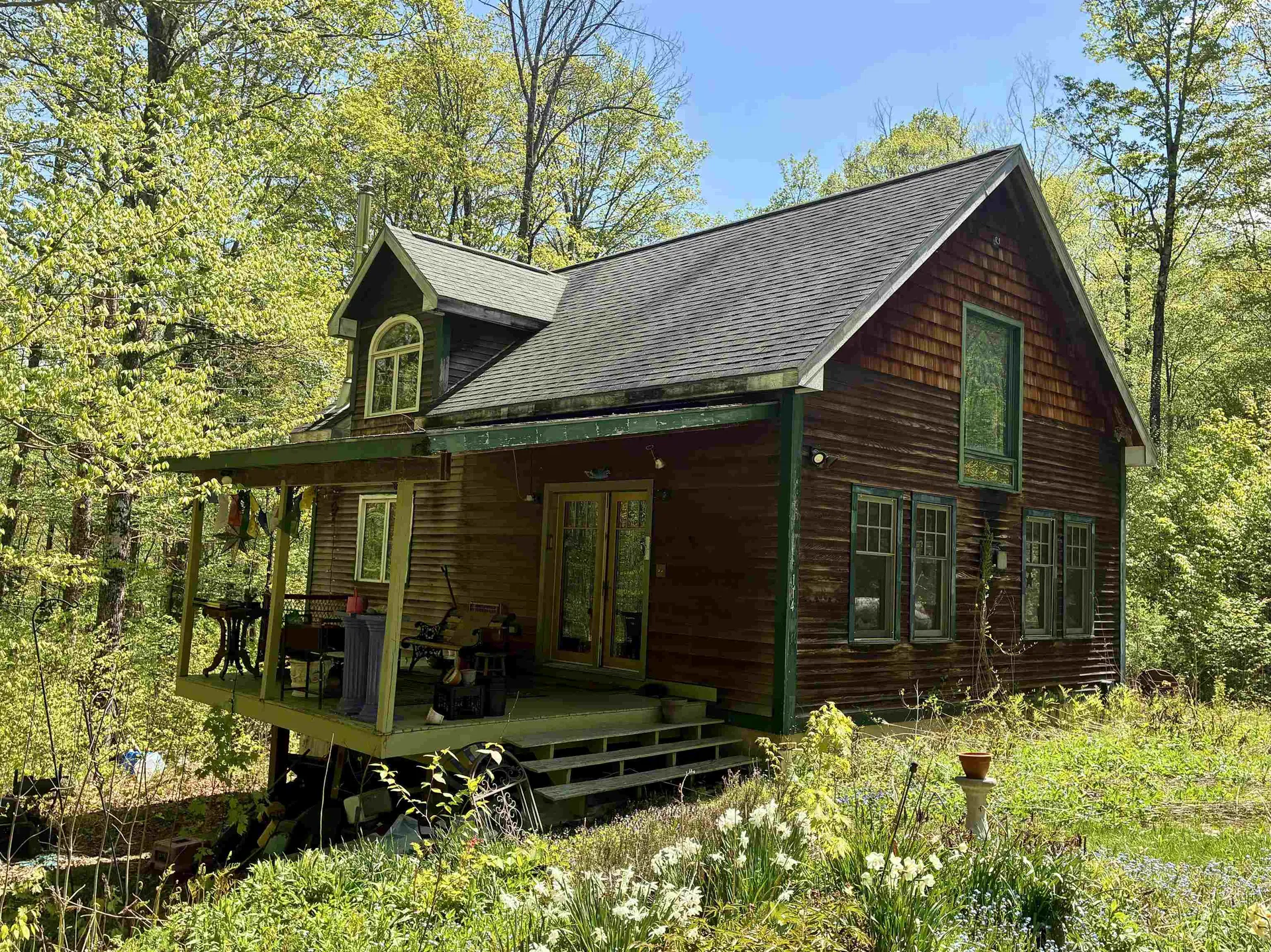 Duxbury VT, 114 Maple Street