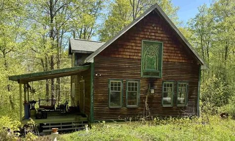 114 Maple Street Duxbury VT 05676-8994