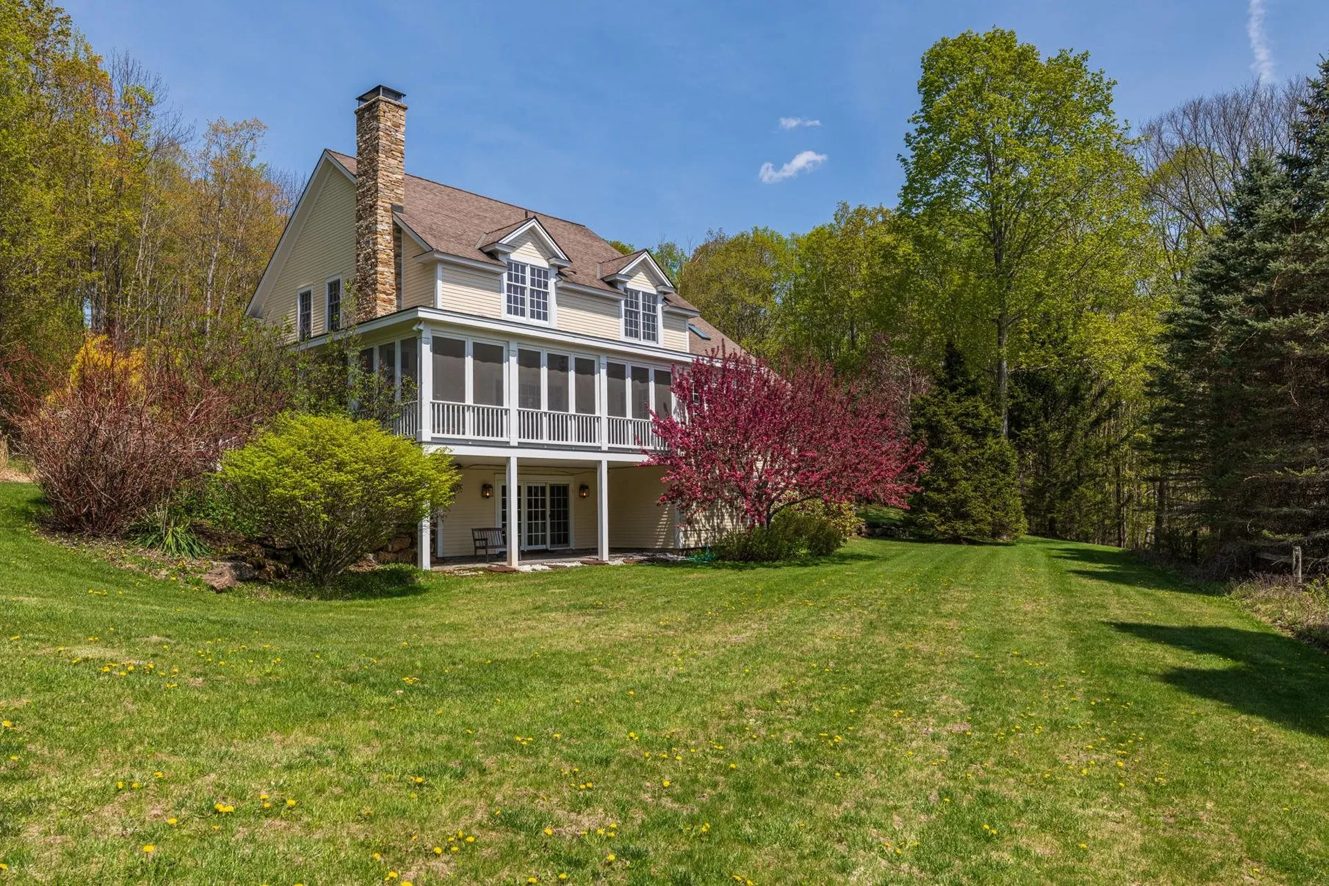 527 Sleighbell Lane Manchester VT 05255