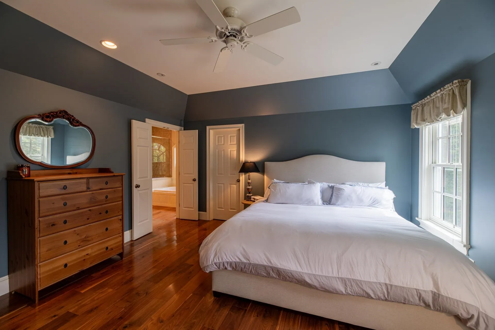 527 Sleighbell Lane Manchester VT 05255