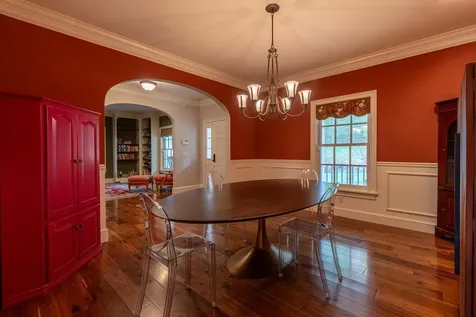 527 Sleighbell Lane Manchester VT 05255