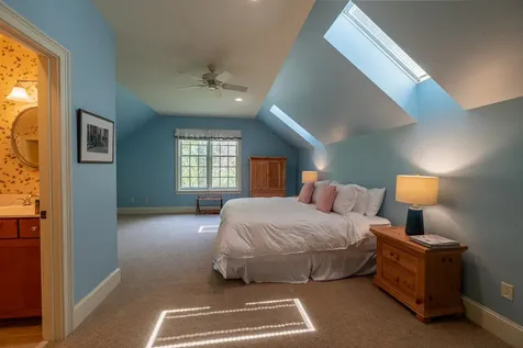 527 Sleighbell Lane Manchester VT 05255