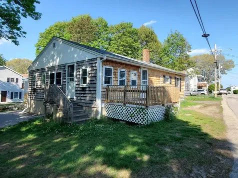 10 Ash Street Hampton NH 03842