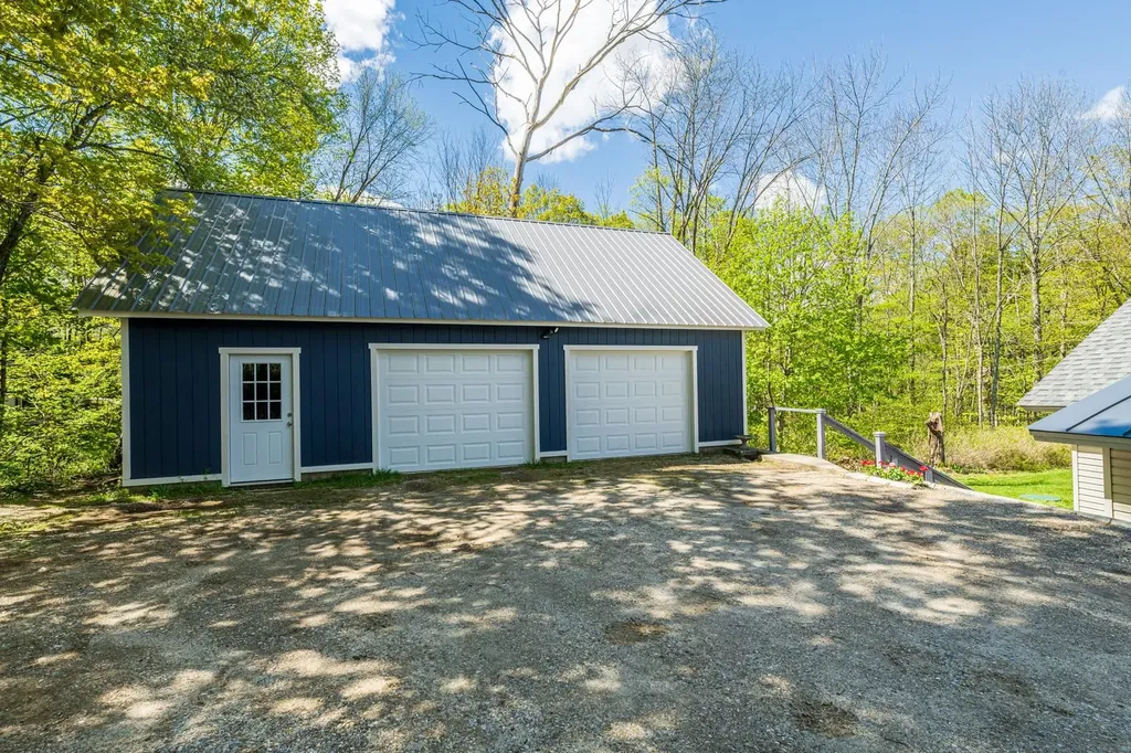 298 Mad Tom Road Dorset VT 05251