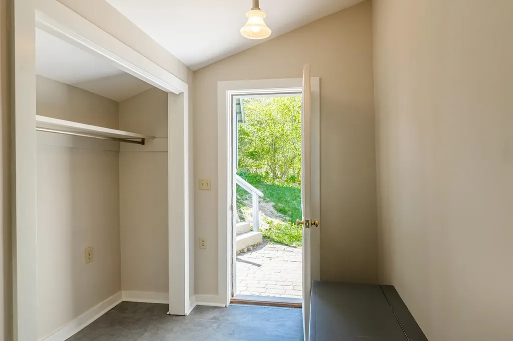 298 Mad Tom Road Dorset VT 05251