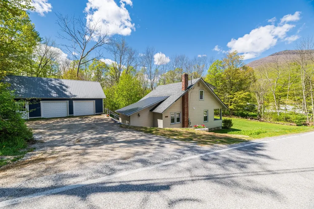 298 Mad Tom Road Dorset VT 05251