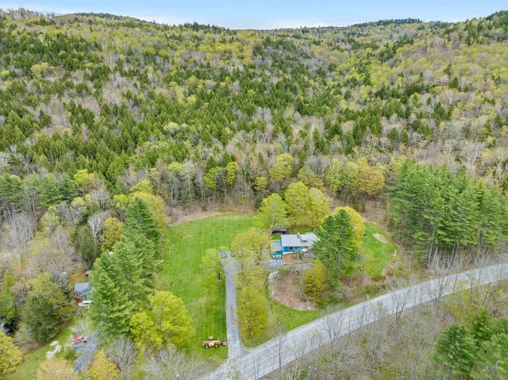 3955 Vt Route 100 Warren VT 05674