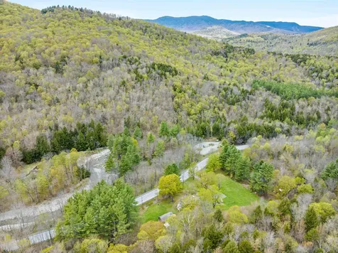 3955 Vt Route 100 Warren VT 05674