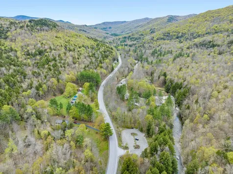 3955 Vt Route 100 Warren VT 05674