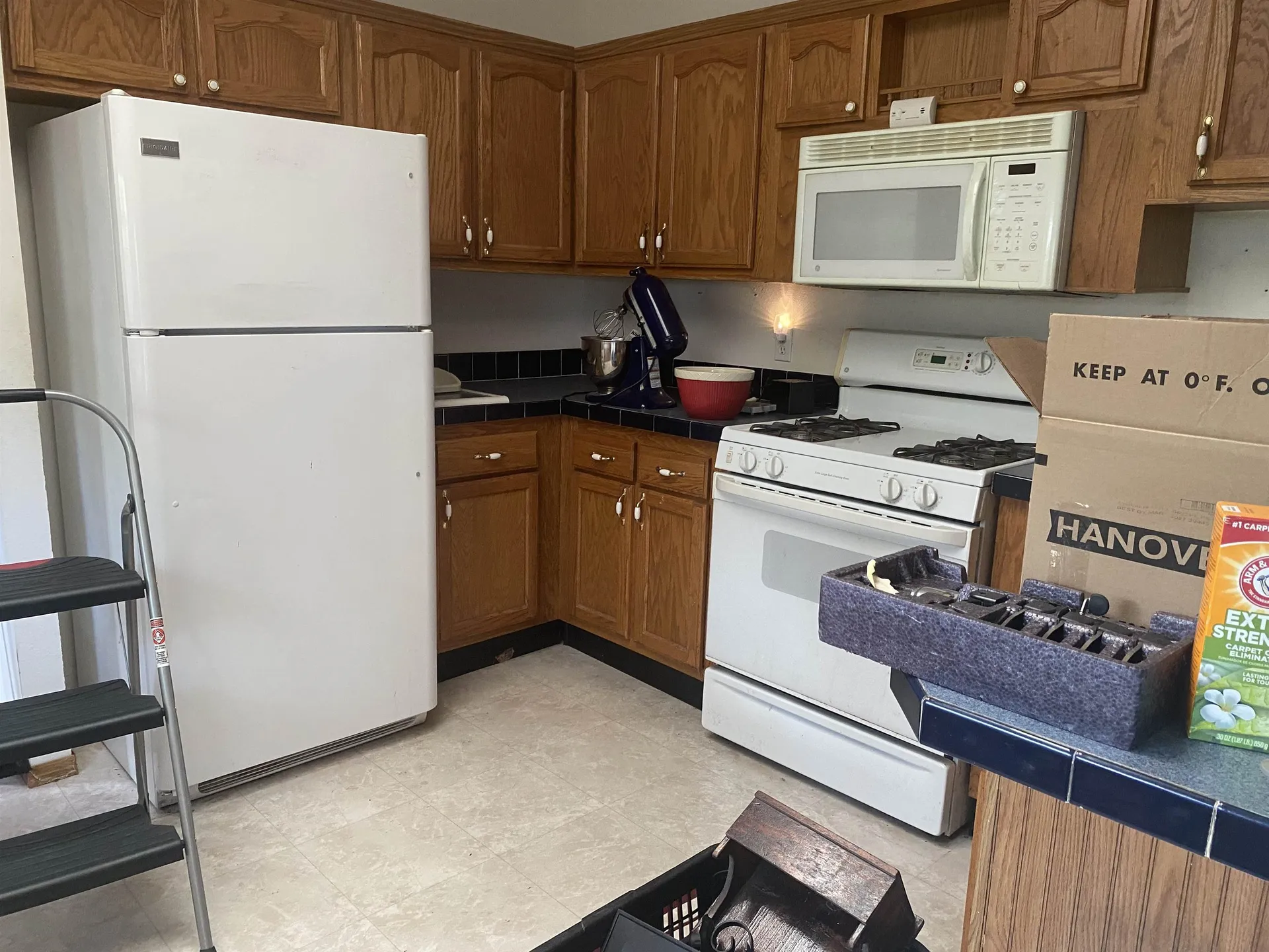 30 Stacey Avenue Seabrook NH 03874