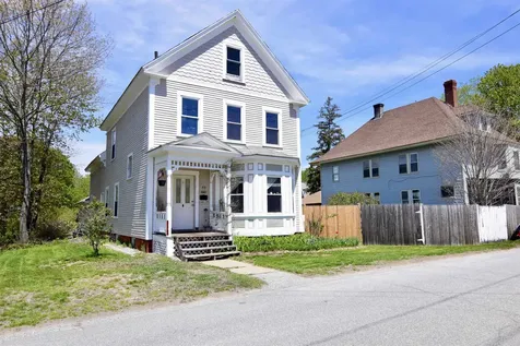 33 Court Street Newport NH 03773