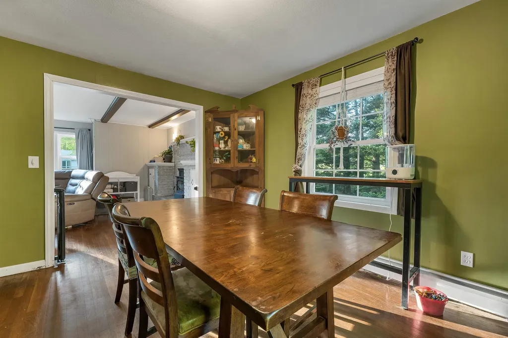 19 Hillview Terrace Farmington NH 03835