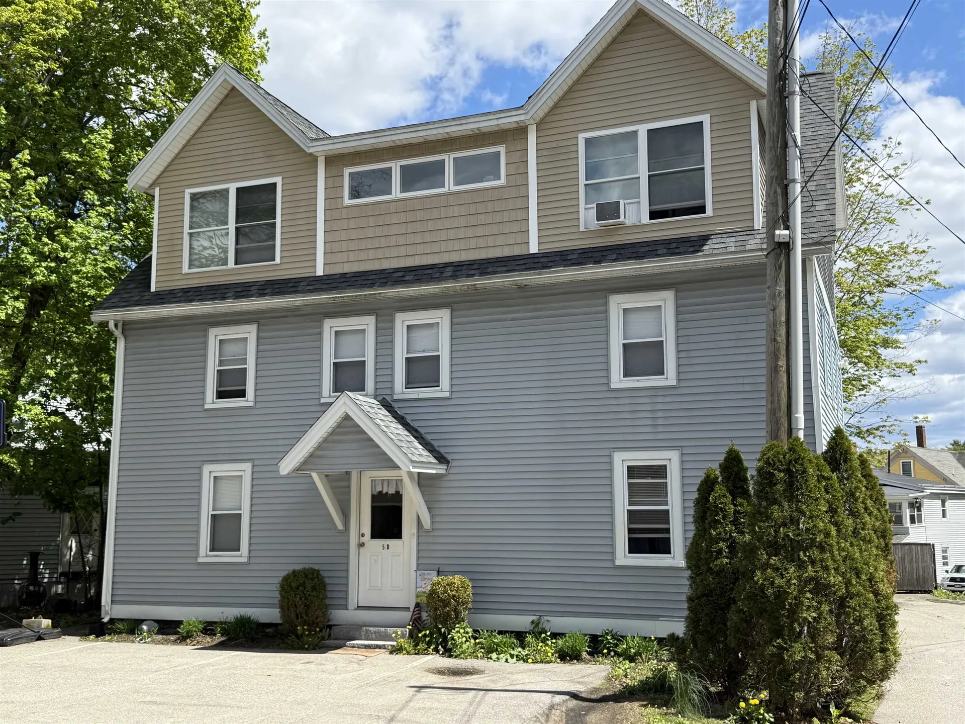 5 1/2 Spring Street Newmarket NH 03857