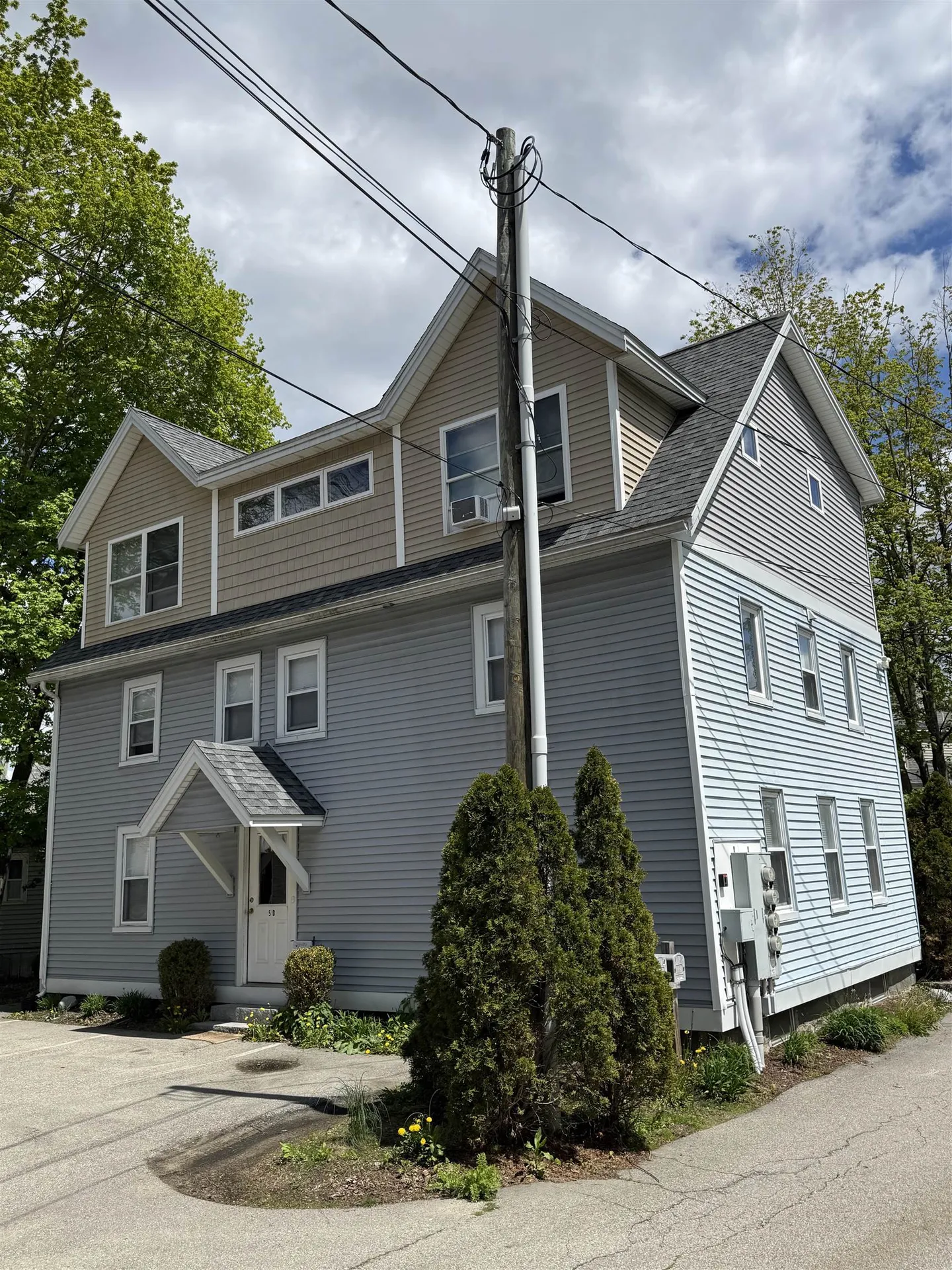 5 1/2 Spring Street Newmarket NH 03857