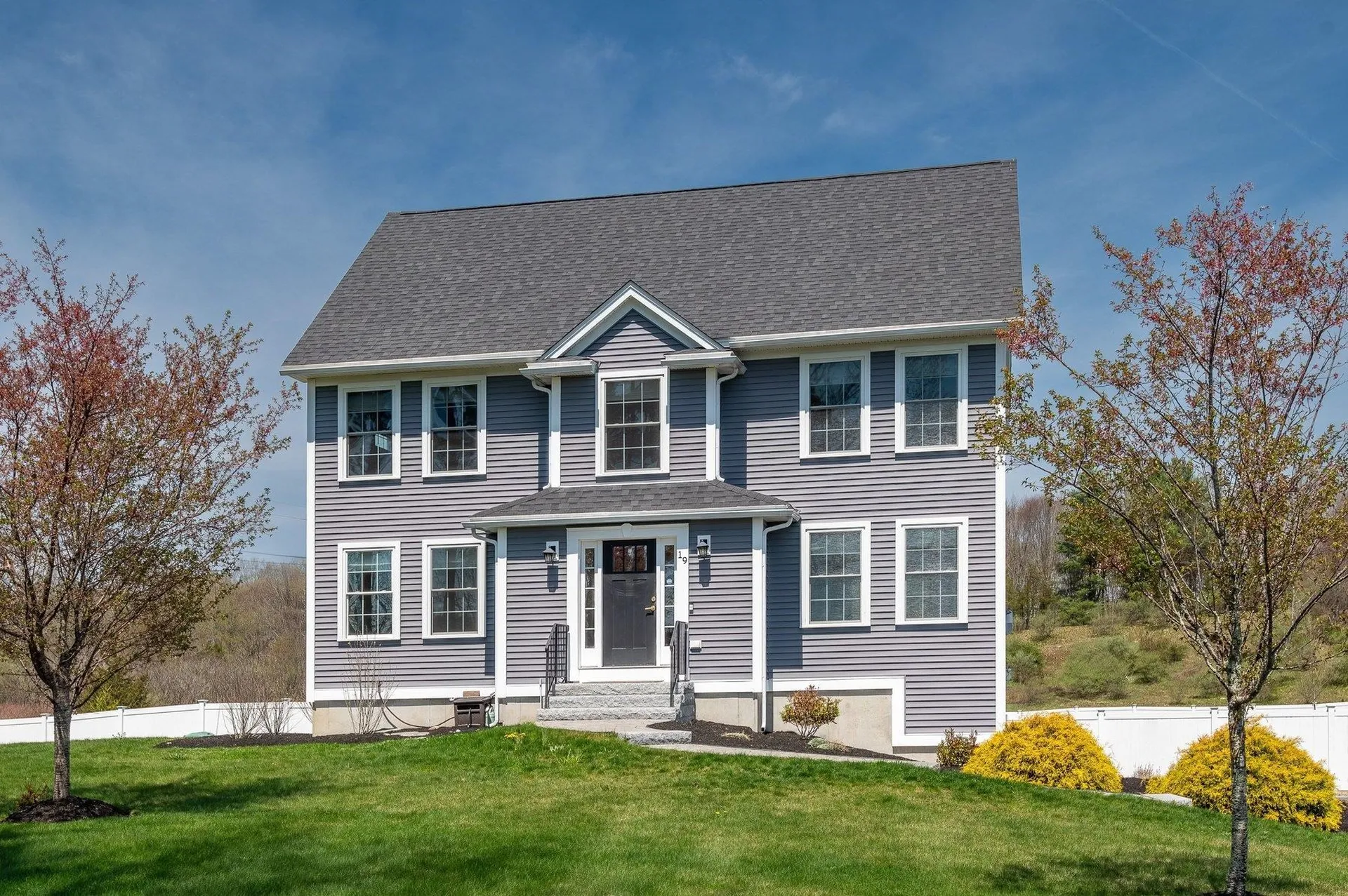 19 Lovering Road North Hampton NH 03862