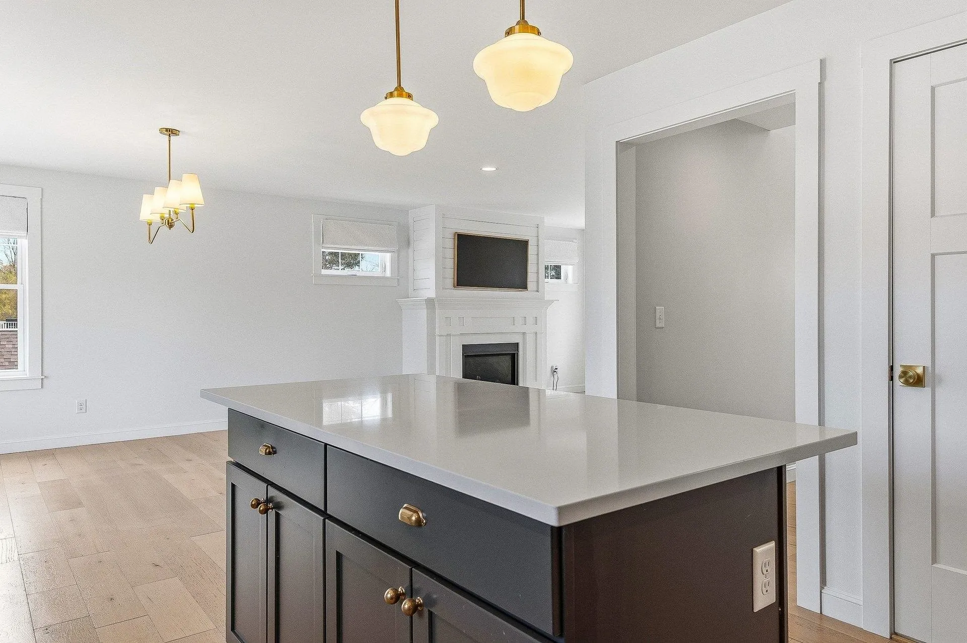 19 Lovering Road North Hampton NH 03862