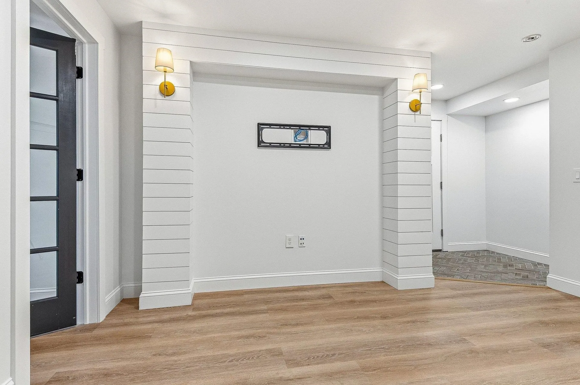 19 Lovering Road North Hampton NH 03862